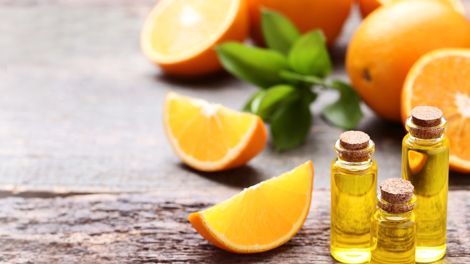 Sweet Orange Oil For Skin And Hair | Benefits, Uses & More