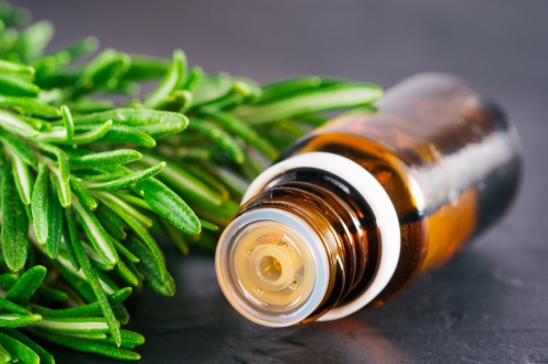 Unlock the Benefits of Rosemary Oil for Skin | Norex