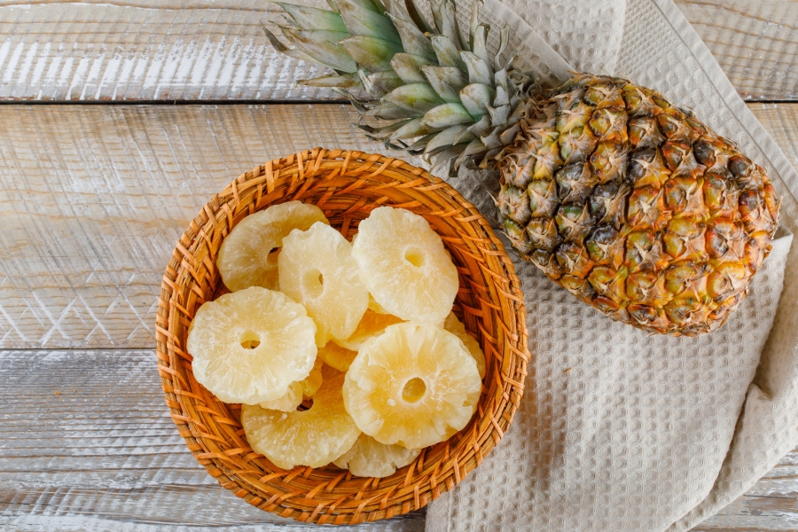 PINEAPPLE